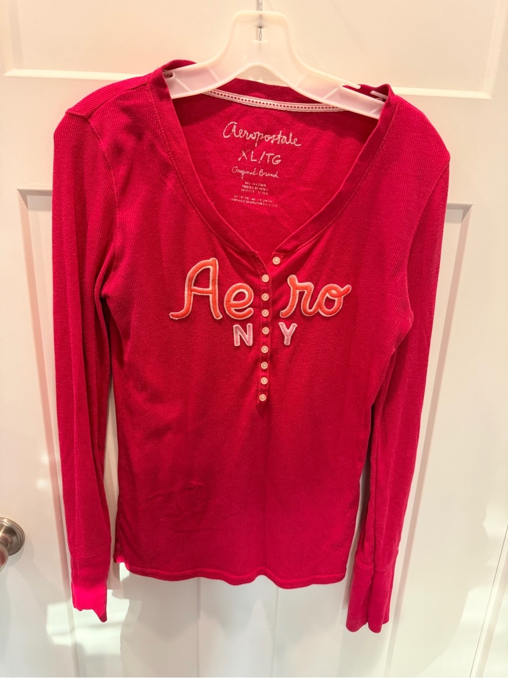 Y2K Aeropostale XL Pink Ribbed Aero NY Logo Long Sleeve Henley Top